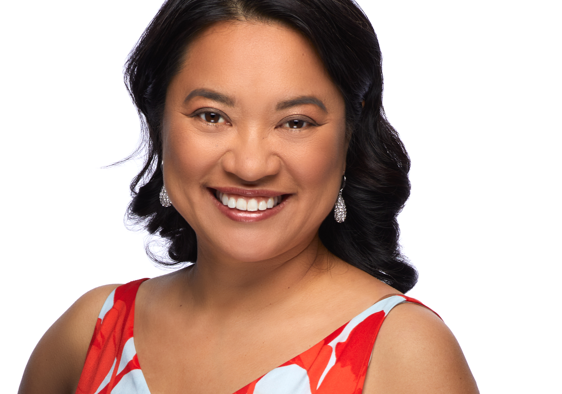 KelseyFloyd_2019-11-12-WomeninProductPortraits3826-Nguyen_website3